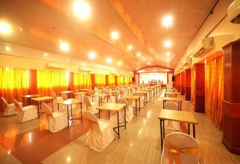 ホテル The Surya, Cochin