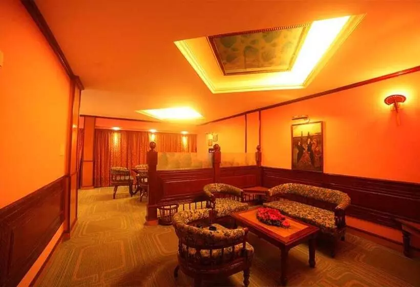 ホテル The Surya, Cochin