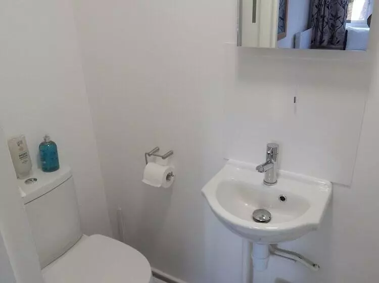 Majatalo Brookfield En-suite Rooms