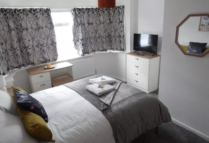 Majatalo Brookfield En-suite Rooms