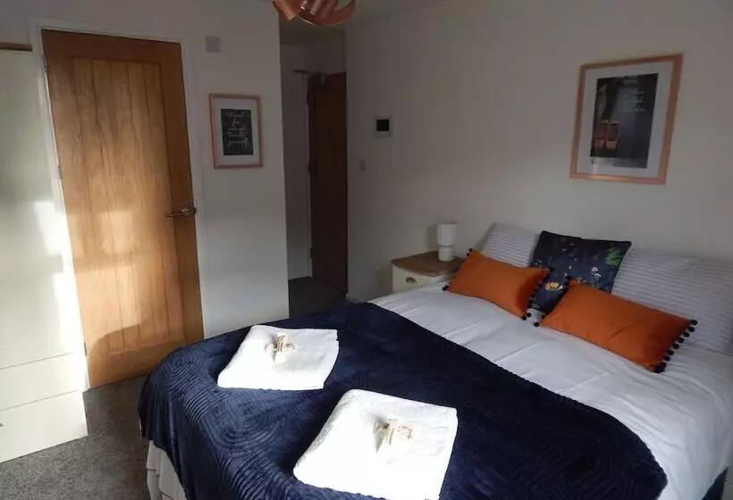 Majatalo Brookfield En-suite Rooms