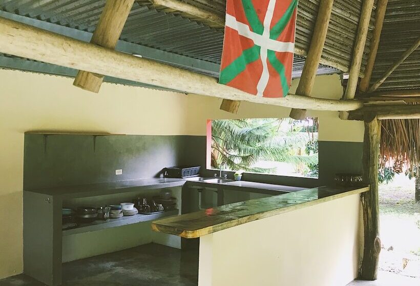 פנסיון El Ranchito Surfcamp