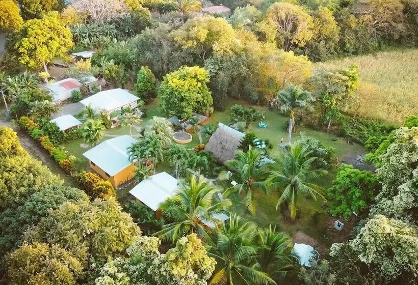 ペンション El Ranchito Surfcamp