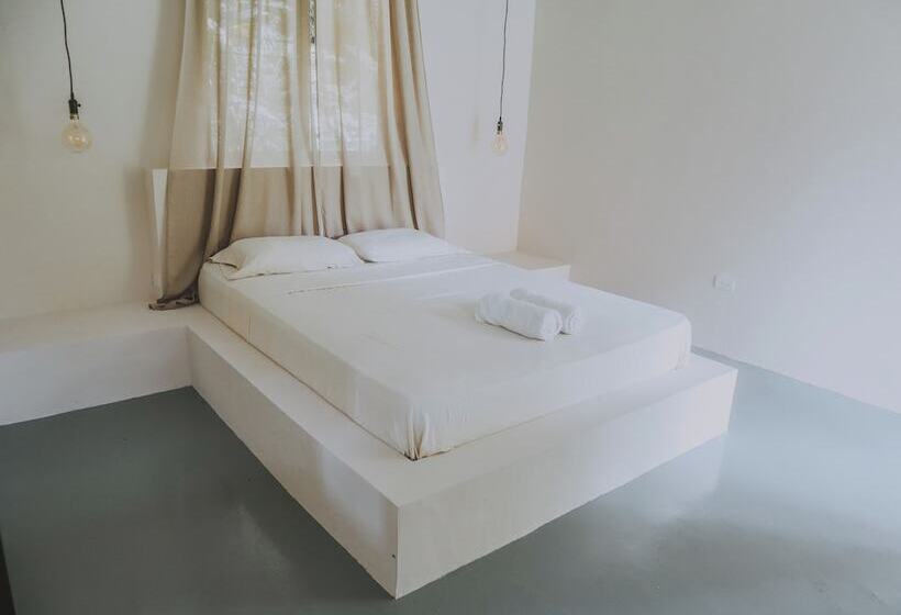 פנסיון El Ranchito Surfcamp