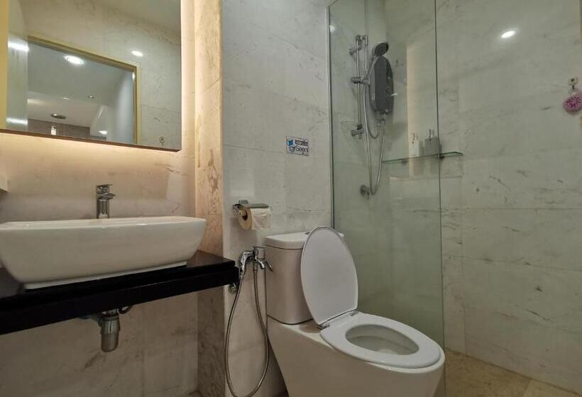 Thermospace Silverscape A 19 01 Melaka City