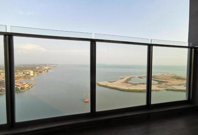 Thermospace Silverscape A 19 01 Melaka City