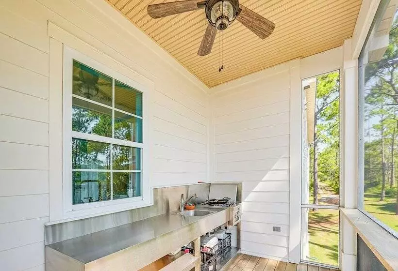 Beachfront St Teresa Home W/ Gulf Coast Views!