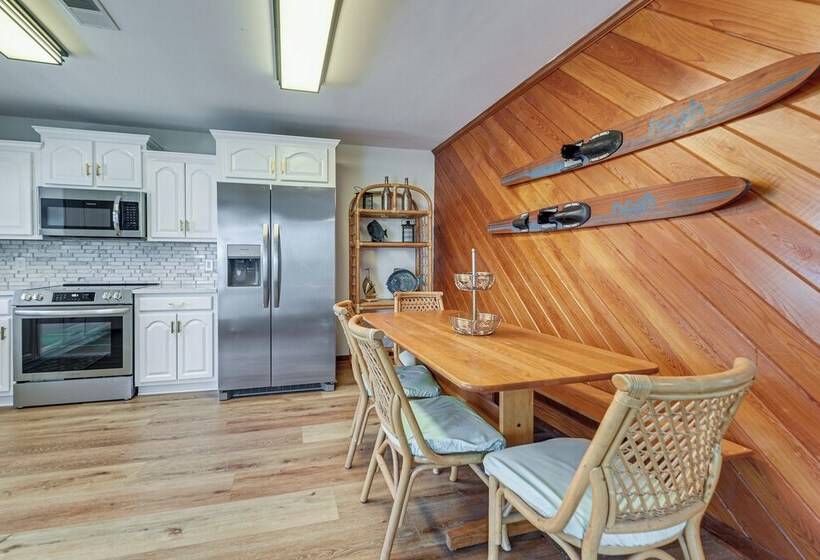 Canal Front Home W/ Deck: Walk To Holden Beach!