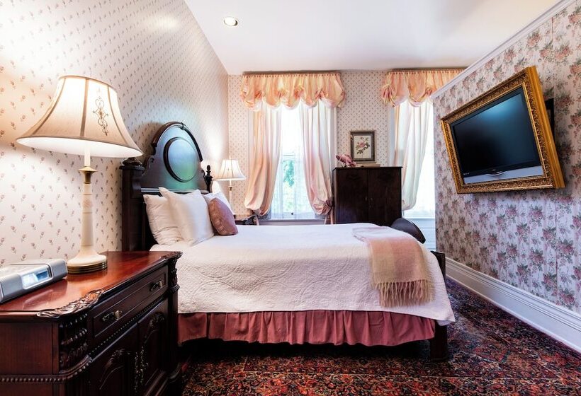 Central Park Bed & Breakfast