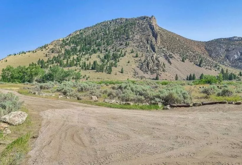 Cozy Melrose Cabin W/ Fire Pit: Walk To River!