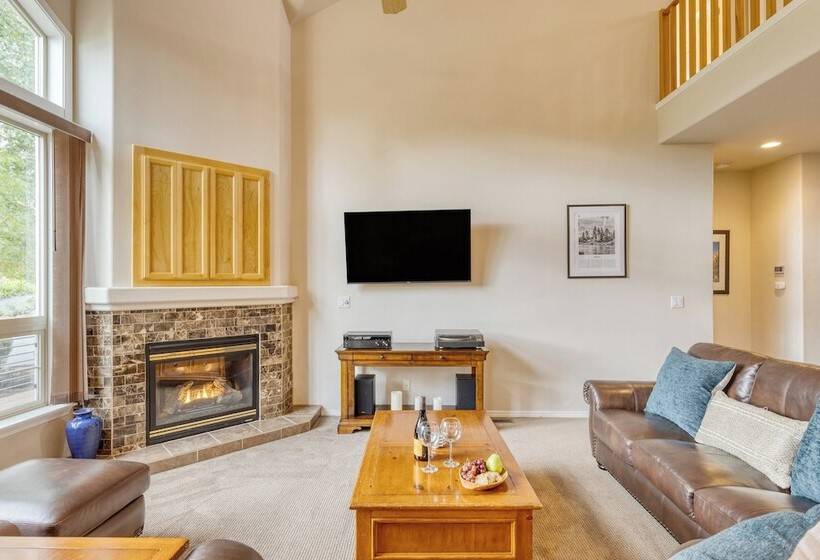 Forest Ridge Loop By Avantstay Hot Tub + Private Community Amenities