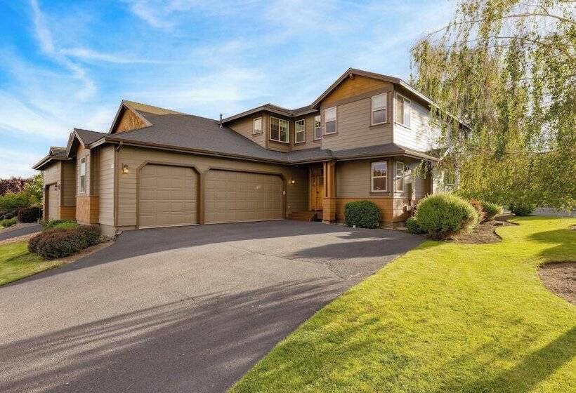 Forest Ridge Loop By Avantstay Hot Tub + Private Community Amenities