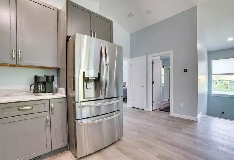 Higgins Lake Barndominium W/ Boat Parking!