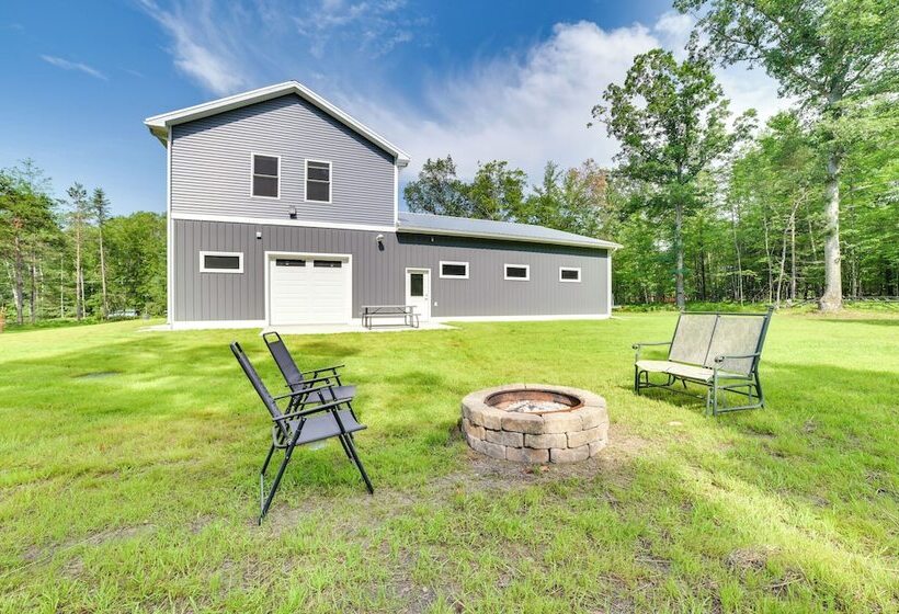 Higgins Lake Barndominium W/ Boat Parking!