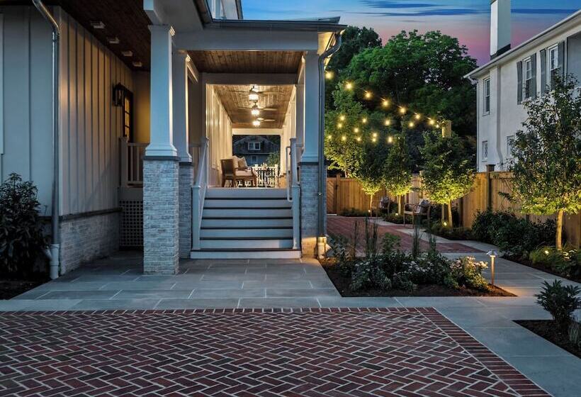 בית מלון כפרי 1313 West Luxury Boutique