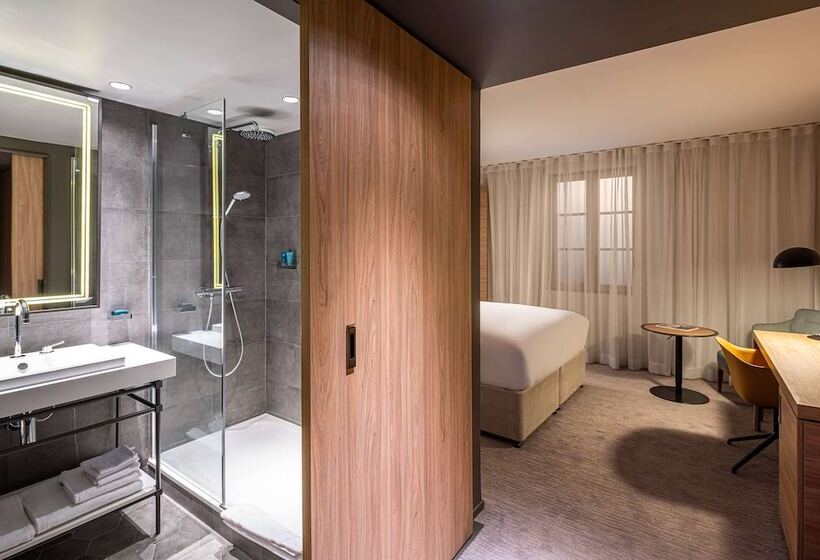 هتل Dolce By Wyndham Versailles Domaine Du Montcel