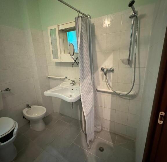 هتل Cattaleya Rooms