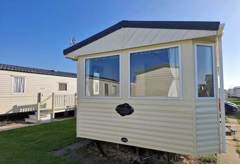 Hotelli Ml Accessible Caravan In Ingoldmells Skegness