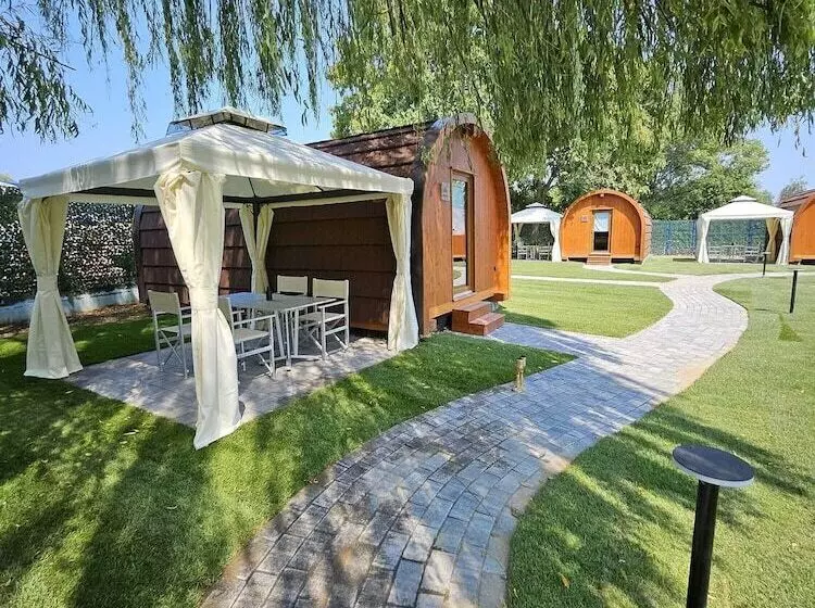 ホテル Vicolungo Glamor Lodge & Spa Ondaland Waterpark