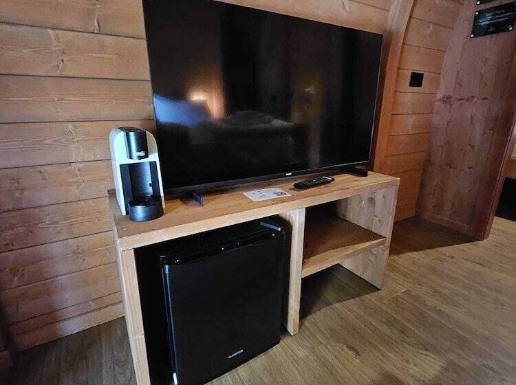 Отель Vicolungo Glamor Lodge & Spa Ondaland Waterpark