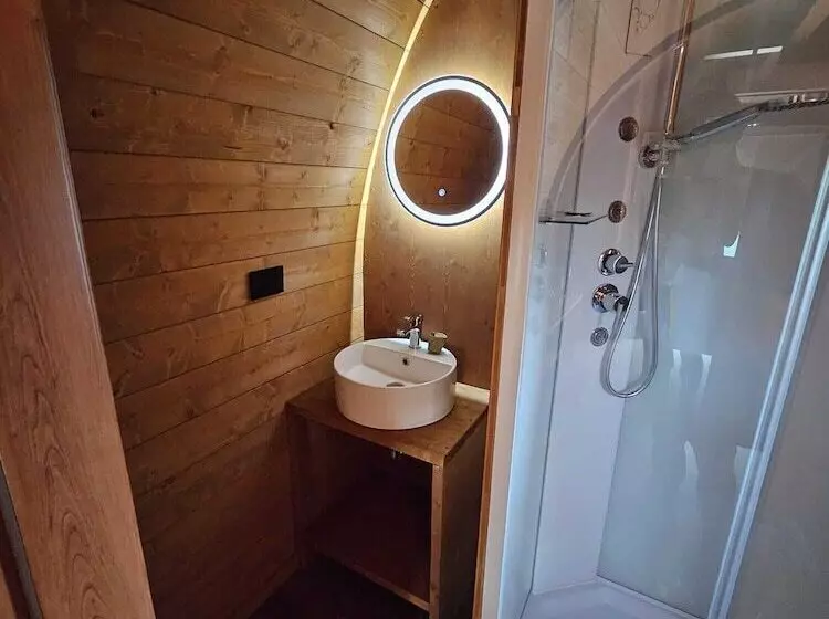 ホテル Vicolungo Glamor Lodge & Spa Ondaland Waterpark