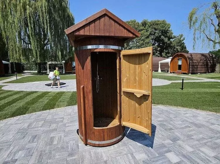 ホテル Vicolungo Glamor Lodge & Spa Ondaland Waterpark