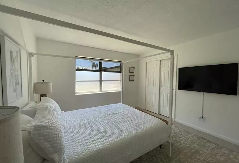 پانسیون Wilton Manors Guesthouse
