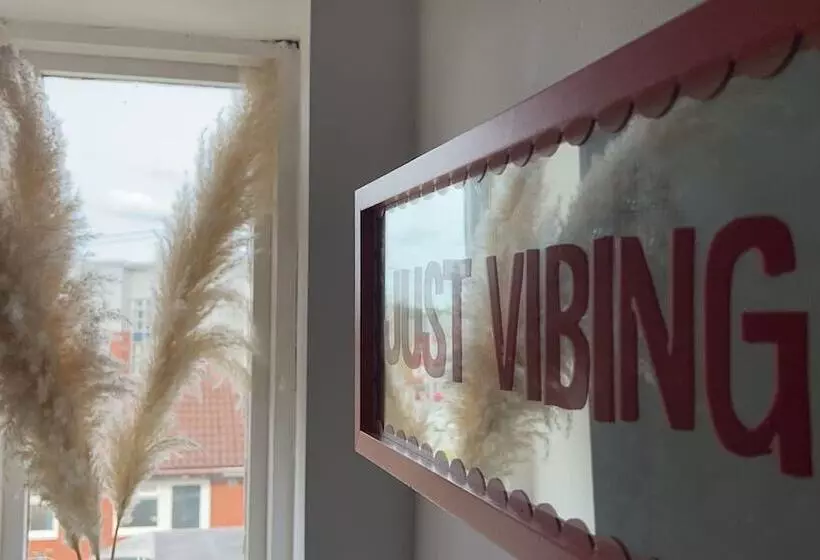 Residenssi Cozy 2 Bedhouse 20mins From Manchester City Centre