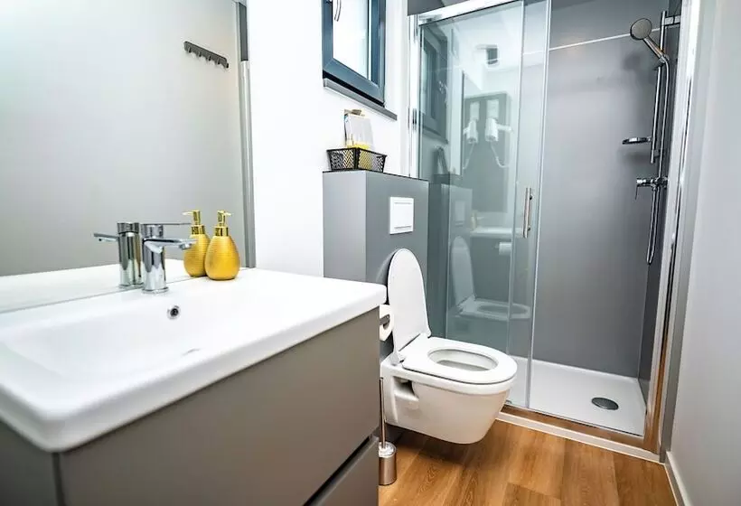 Residenssi House Red Earth Kastel Stafilic