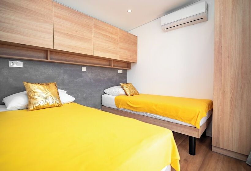 Reşedinta House Red Earth Kastel Stafilic