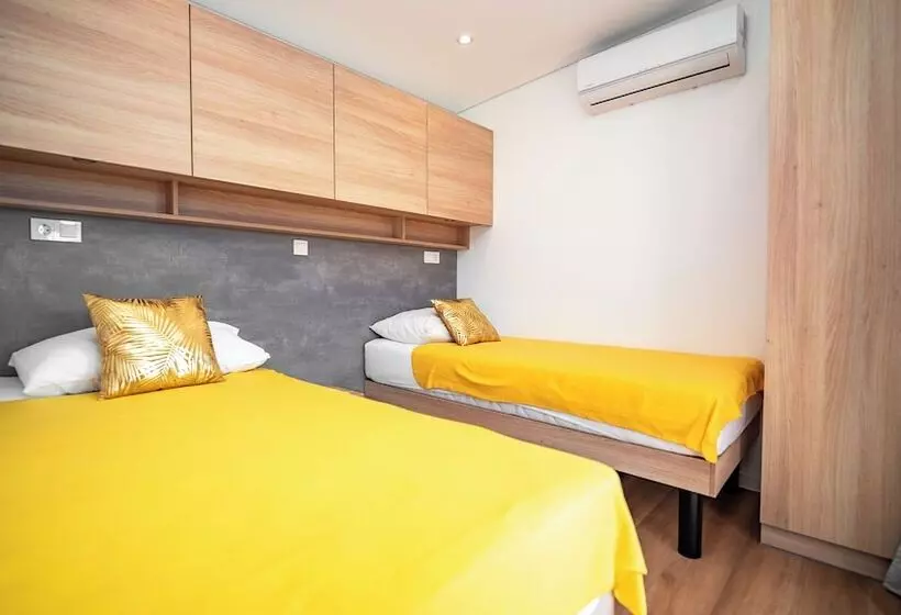 Residenssi House Red Earth Kastel Stafilic