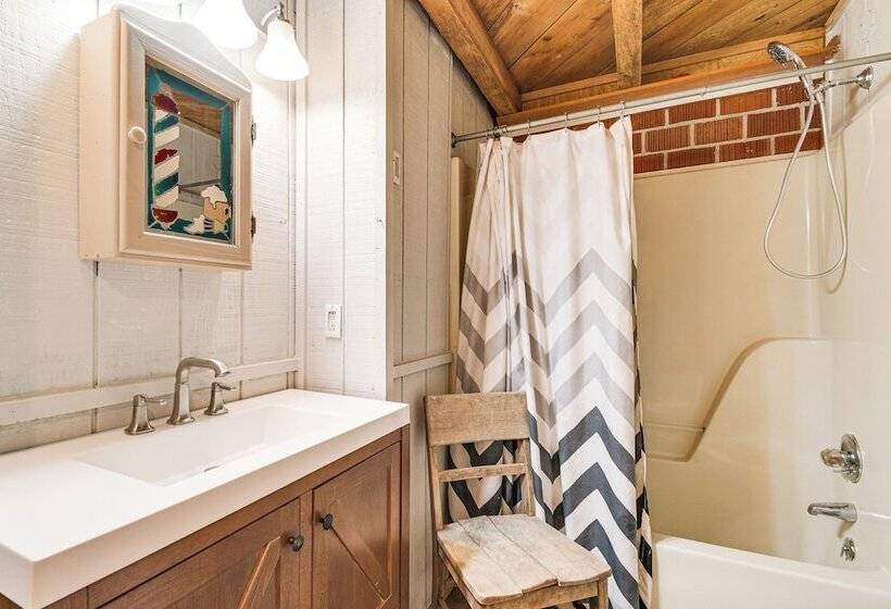 Riverfront Angler S Cabin In Fairhope W/ Deck!