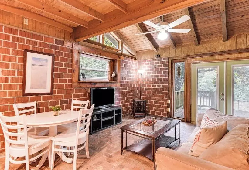 Riverfront Angler S Cabin In Fairhope W/ Deck!