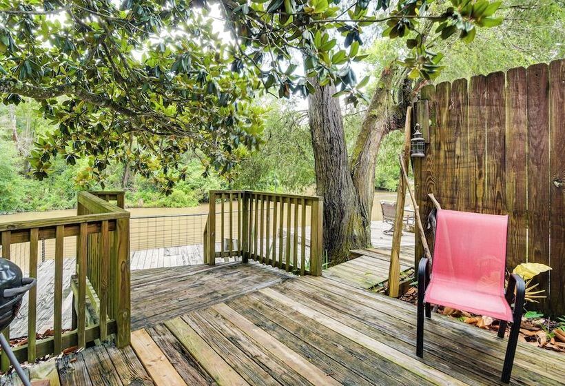 Riverfront Angler S Cabin In Fairhope W/ Deck!