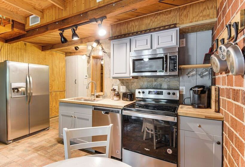 Riverfront Angler S Cabin In Fairhope W/ Deck!