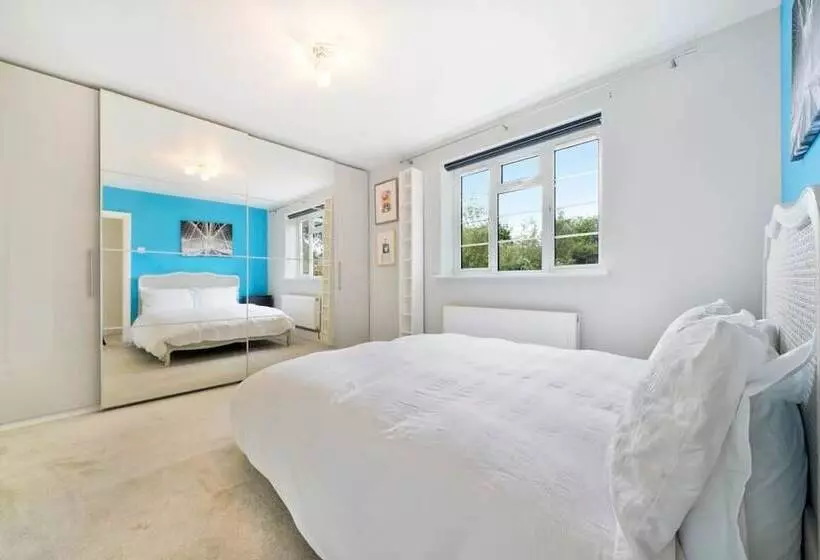 The Wimbledon Hideaway   Glamorous 3bdr House With Garden