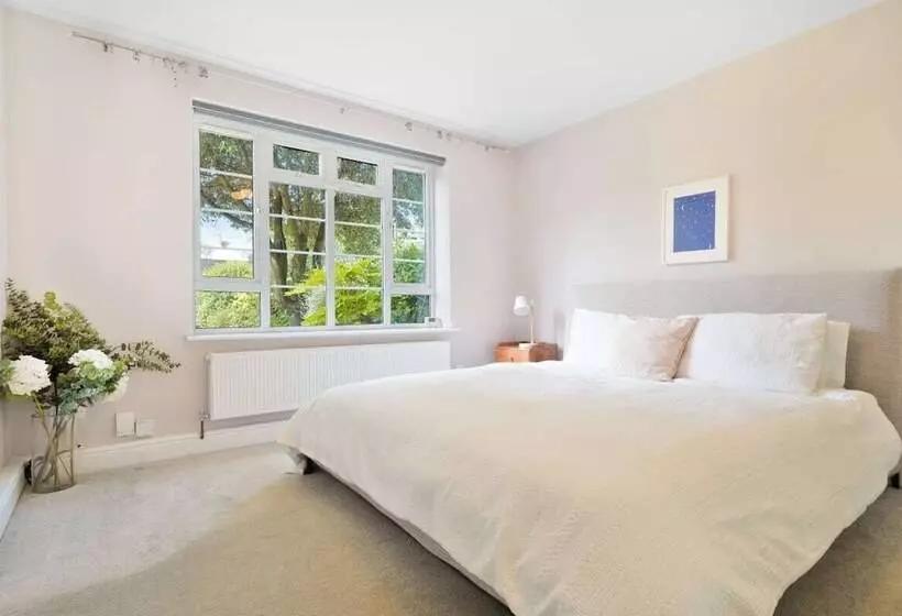 The Wimbledon Hideaway   Glamorous 3bdr House With Garden