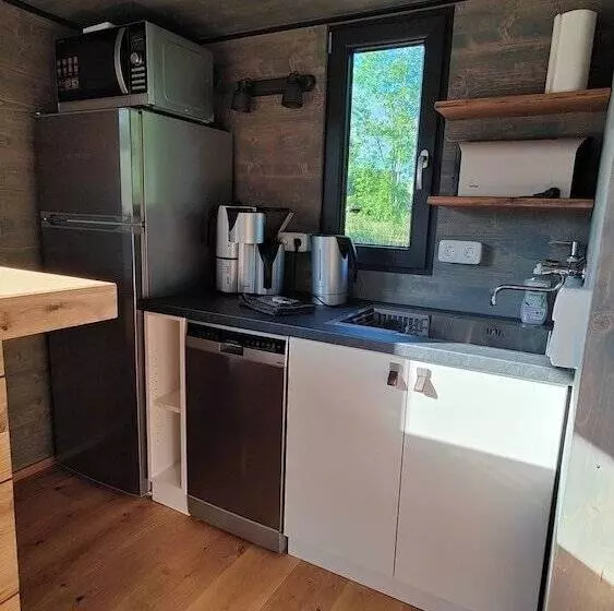 Tinyhousebeidresden2   Luxus Im Teich