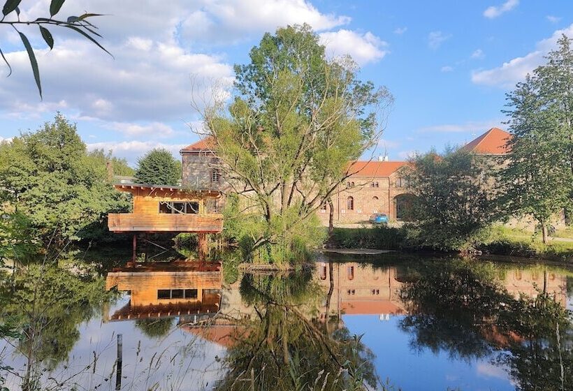 Tinyhousebeidresden2 Luxus Im Teich