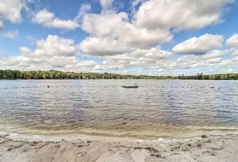Private Hot Tub: Tree Lined Poconos Home!
