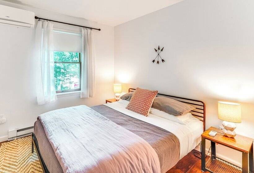 Private Hot Tub: Tree Lined Poconos Home!