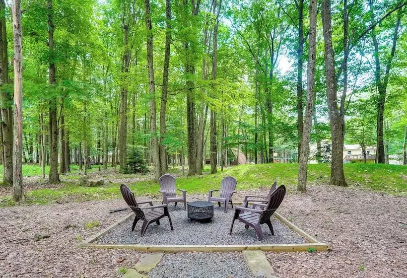 Private Hot Tub: Tree Lined Poconos Home!