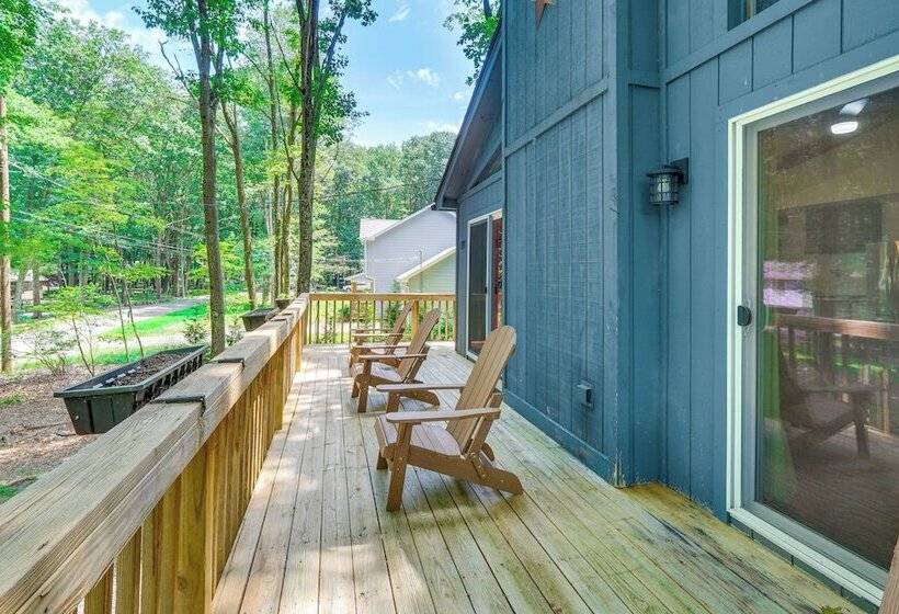 Private Hot Tub: Tree Lined Poconos Home!