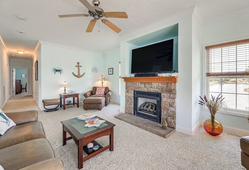 Waterfront Merritt Home W/ Boat Dock & Deck!