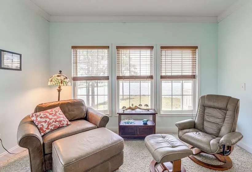 Waterfront Merritt Home W/ Boat Dock & Deck!