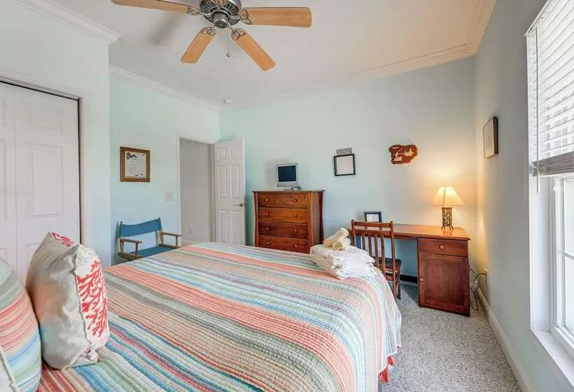 Waterfront Merritt Home W/ Boat Dock & Deck!