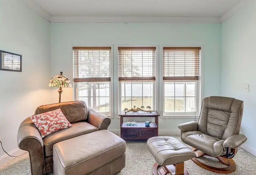 Waterfront Merritt Home W/ Boat Dock & Deck!