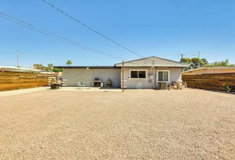 Dog Friendly North Las Vegas Home ~ 9 Mi To Strip!