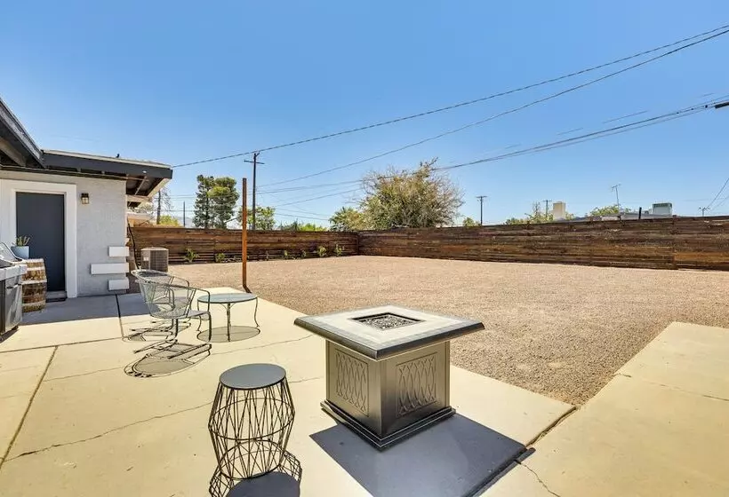 Dog Friendly North Las Vegas Home ~ 9 Mi To Strip!