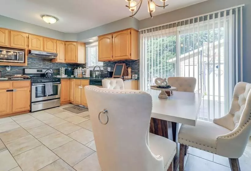 Westland Family Home W/ Deck & Fenced Yard